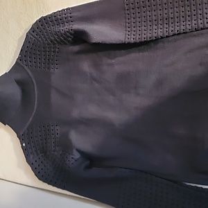 D. Fanni women's turtltneck sweater.
